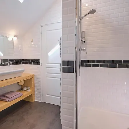 Les Olivanies Bed & Breakfast