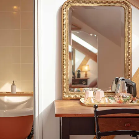 Les Olivanies Bed & Breakfast 3*