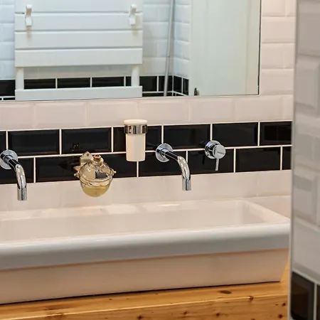 B&B Les Olivanies 3*